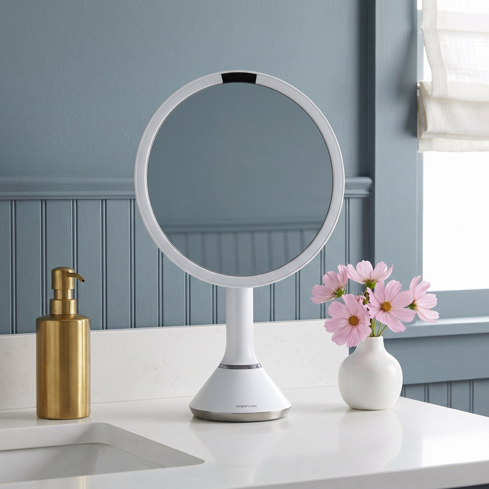 10" Makeup Mirror, White