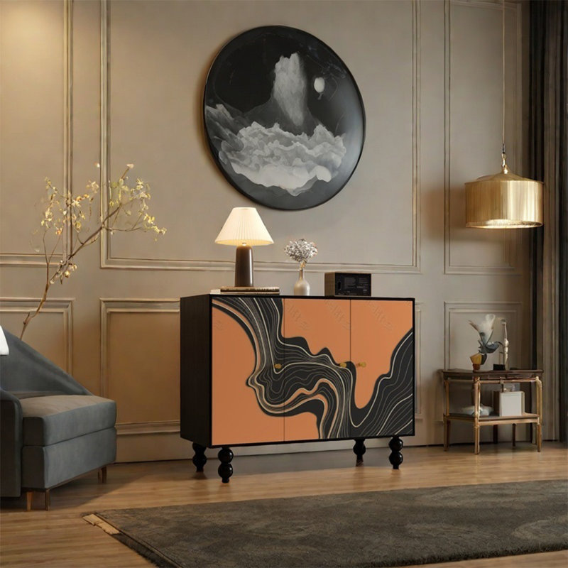 Armoire de rangement à trois portes avec design artistique