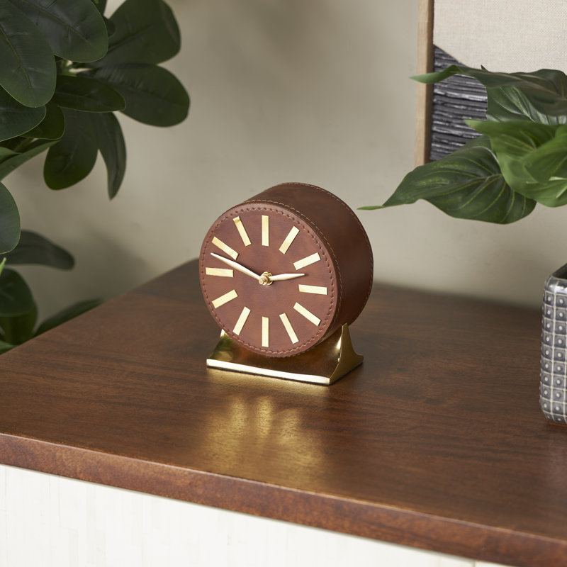 Horloge ronde et décorative avec base rectangulaire, H 6,15 po x l 5,3 po x P 3,4 po, Brun / or