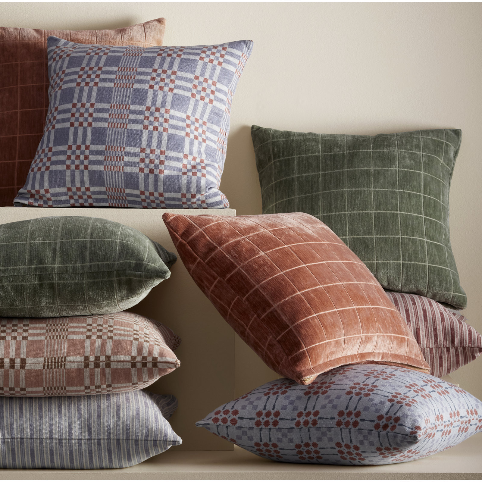 Otterville Chenille Throw Pillow, 18"H x 18"W, Polyester, Ocean Geometric
