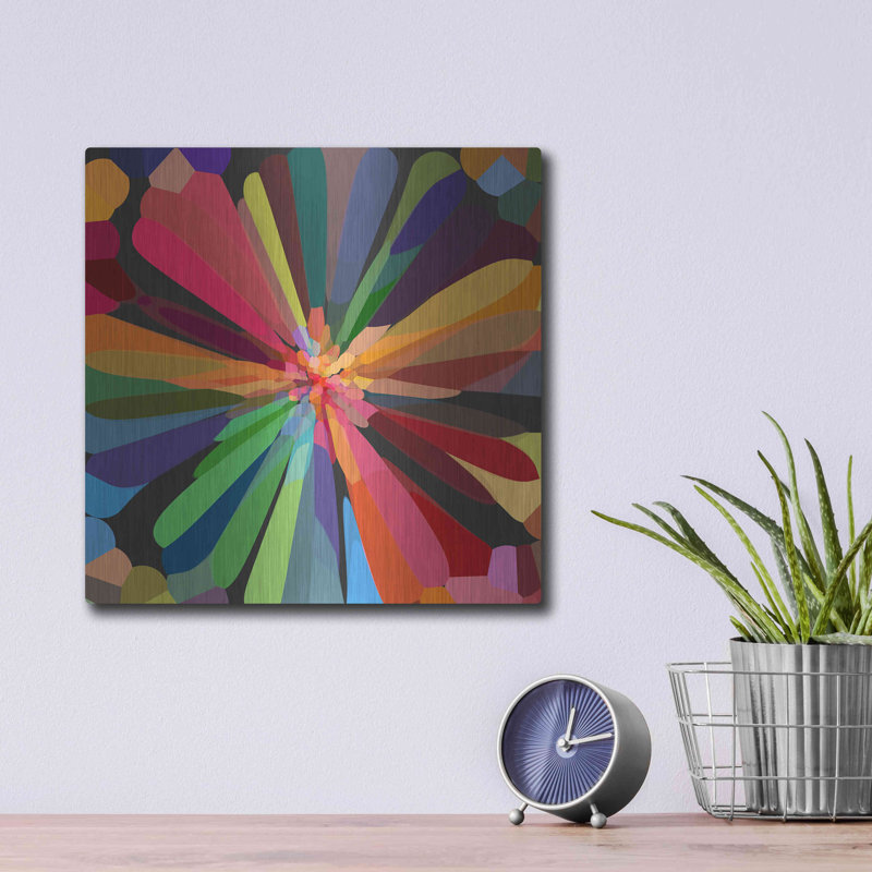 Art mural en métal Wrought Studio ™ «Flower 12» par Shandra Smith, H 12 po x l 12 po