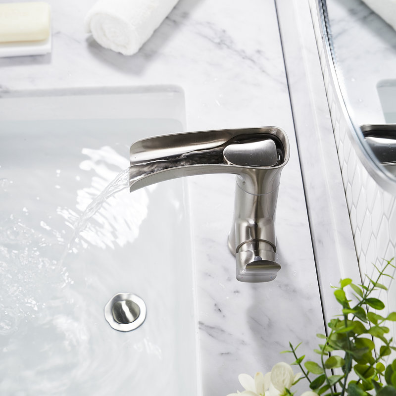 Single-Hole Single-handle Bathroom Faucet, Brushed Nickel