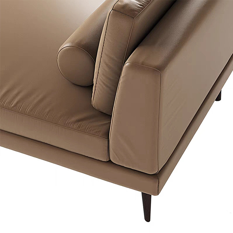 Chaise simple moderne et luxueuse