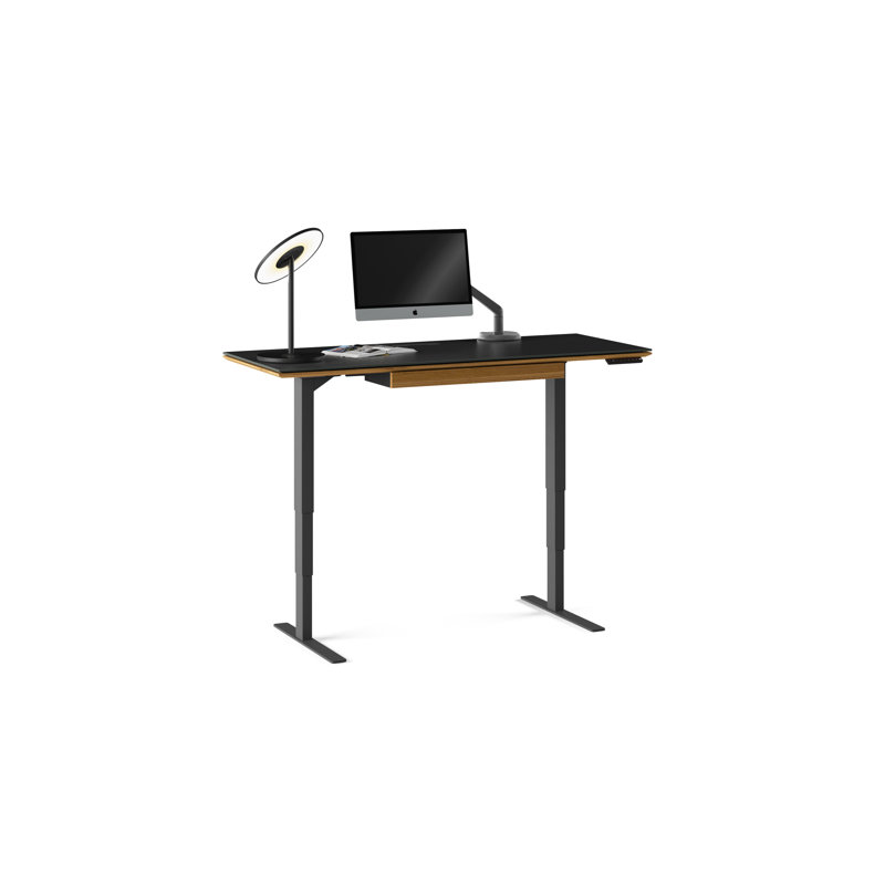 Bureau debout à hauteur ajustable Sequel 20, H 24 po x l 60 po x P 24 po, Noyer naturel