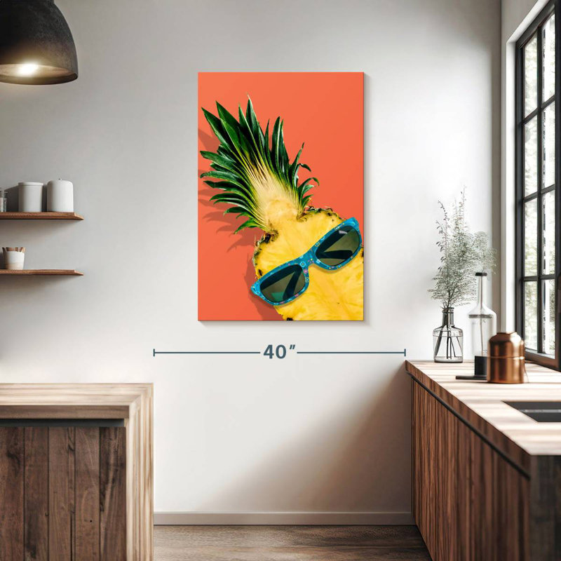 Yarlin Tropical Chic Pineapple, 39" H x 26" W