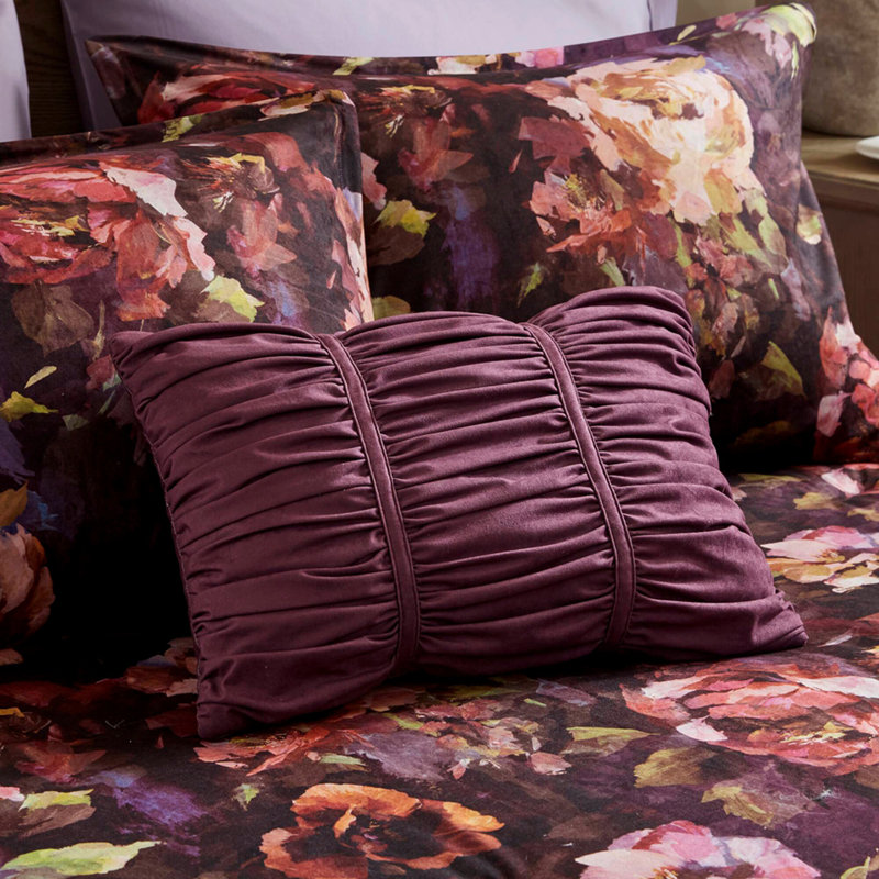 4-Piece Queen Velvet Comforter Set