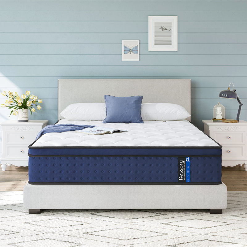 Navyx Collection Resspry Mattress, Small Double (4')
