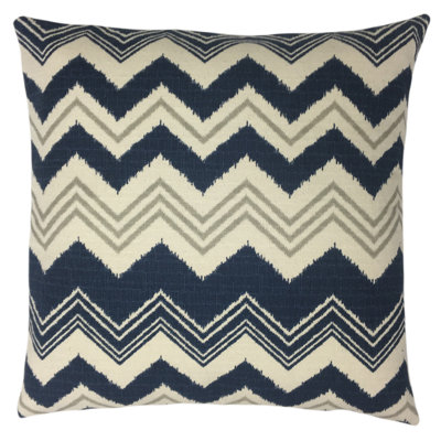  Emily Cotton Chevron 18" Throw Pillow