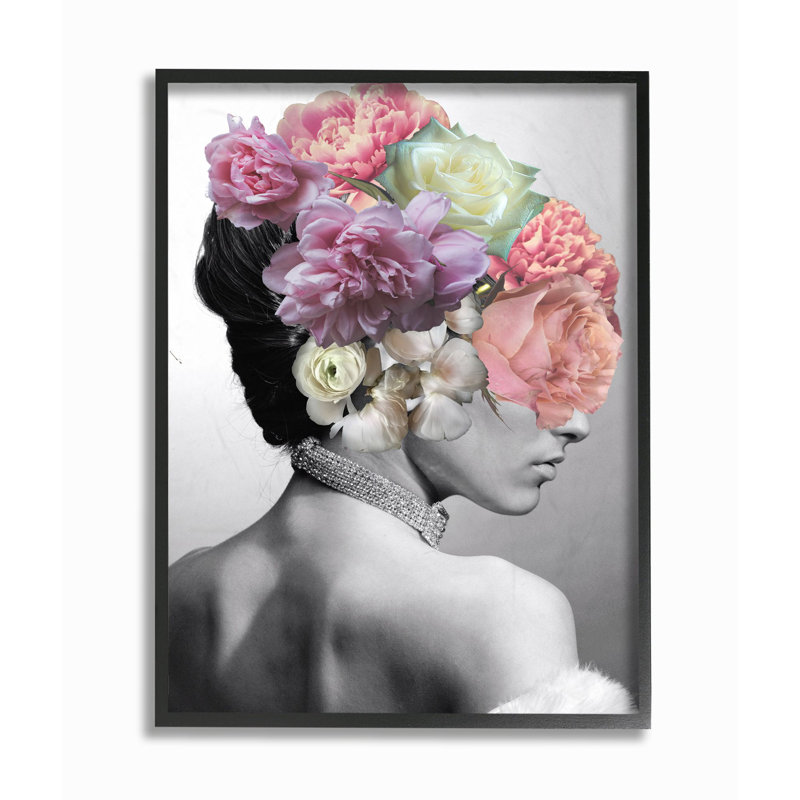«Fashion Model Profile Flower Pink Grey Collage Design», impression, H 30 po x l 24 po, Giclée encadrée noir minuit