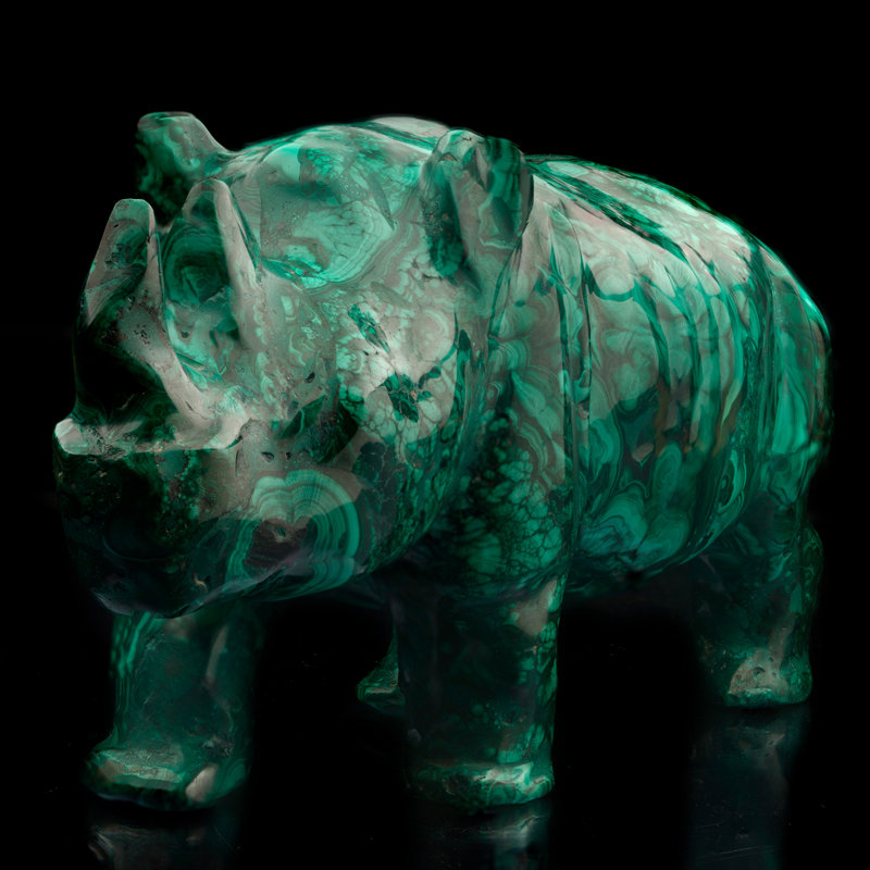 Rhinocéros de malachite sculpté à la main / 10 lb