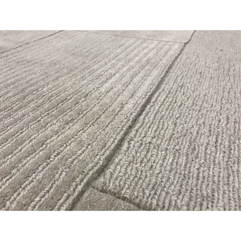 Hand-Knotted High-Quality Ivory Area Rug