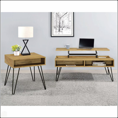 Table de bout carrée en chêne doré et noir avec rangement ouvert, alliant charme rustique et élégance moderne pour une utilisation polyvalente
