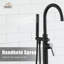 Robinet de douche à fixation au sol sur pied-61423199