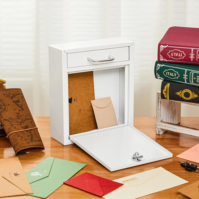 Petite boîte aux lettres verrouillable avec clé pour l'extérieur 10 X 7 X 3 pouces petite boîte aux lettres murale avec serrure de sécurité boîtes aux lettres en métal suspendues sécurisées (blanc crème)