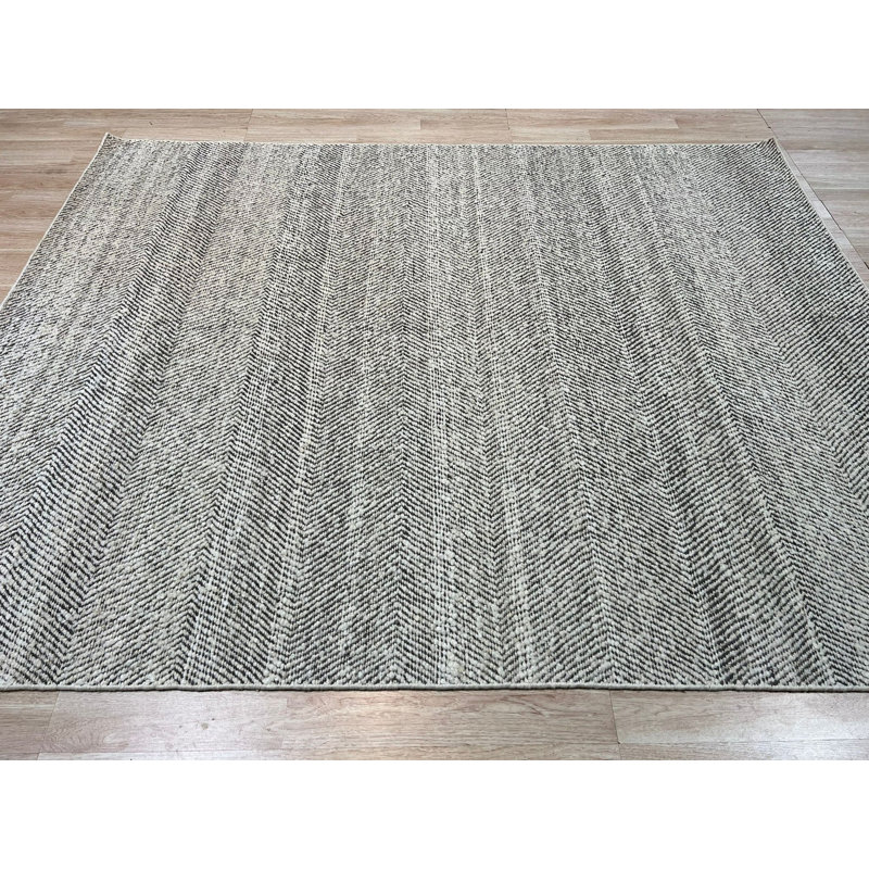 Tapis ivoire moderne à chevrons en laine noué à la main à motif géométrique Horizon, 6 pi x 9 pi