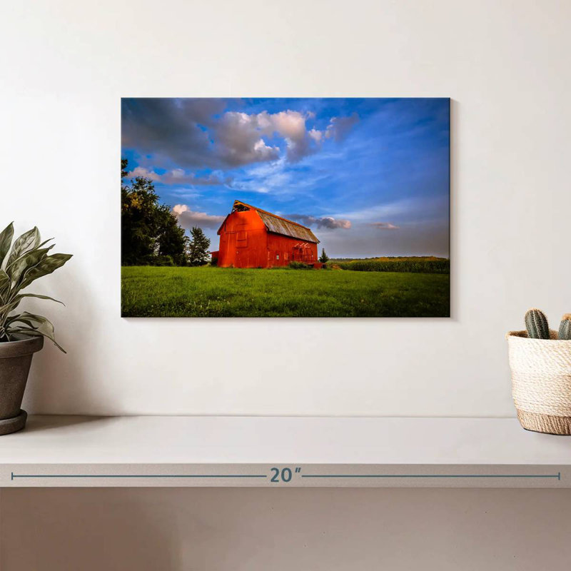 Lilie Barn In The Farm