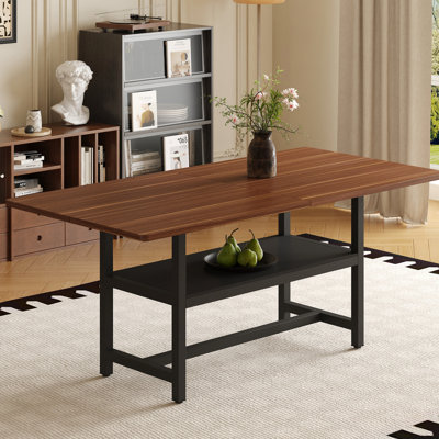 Table de salle à manger de 71 pouces en grain de noyer à la mode, parfaite pour les réunions de famille et les fêtes d'amis, avec des pieds en métal noir pulvérisé.