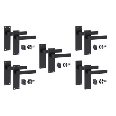  5 Sets Victorian Straight Delta Door Handles in Matt Black with 1 Pair of 3" Ball Bearing Hinges & Latches Pack - 150mm x 40mm Backplate