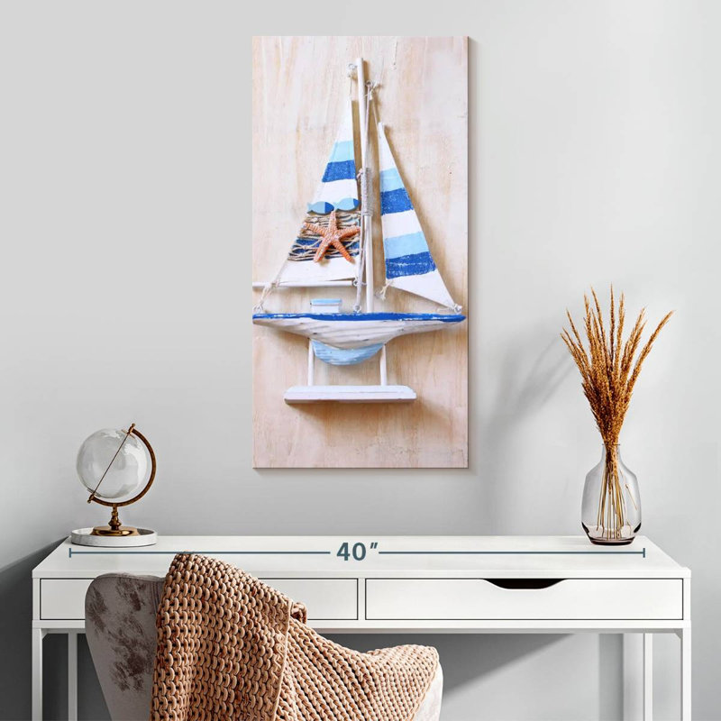 Bateau en bois bleu, H 30 po x l 15 po