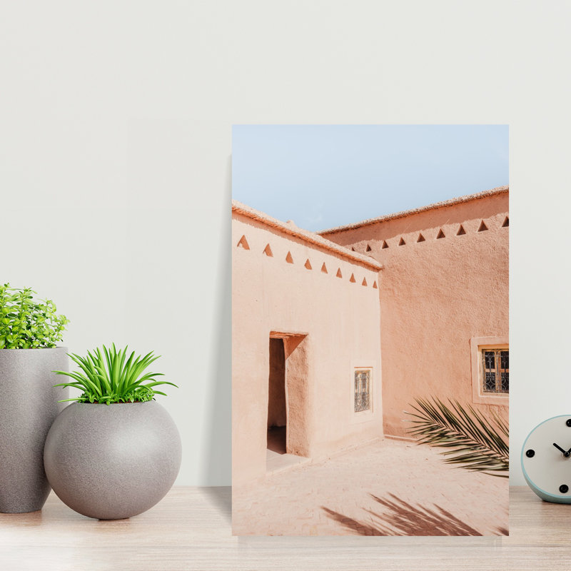 Art contemporain en argile au Maroc, H 18 po x l 12 po