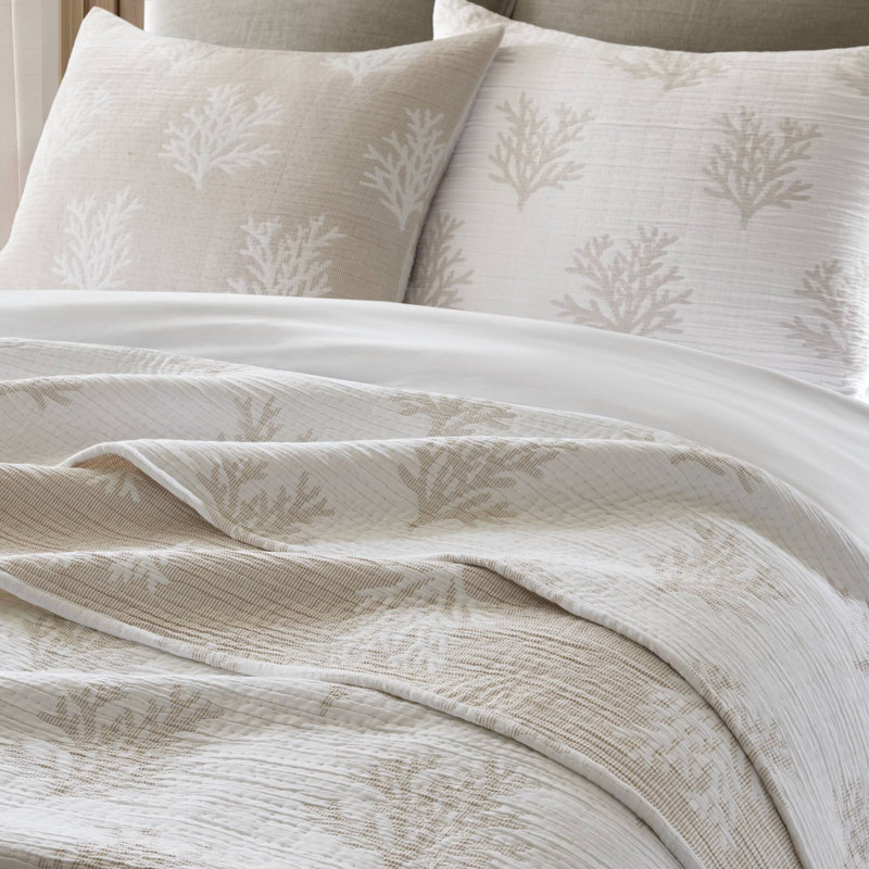 Cotton Blend Floral Quilt Set