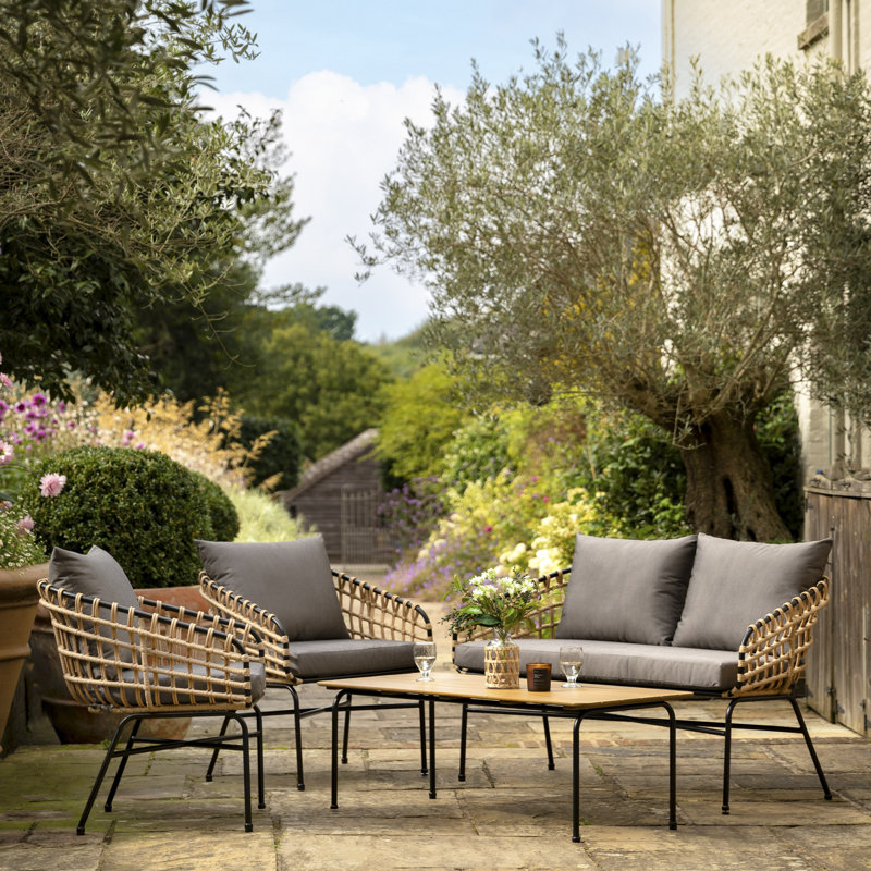 Alsacia 4 - Person Garden Lounge Set with Cushions