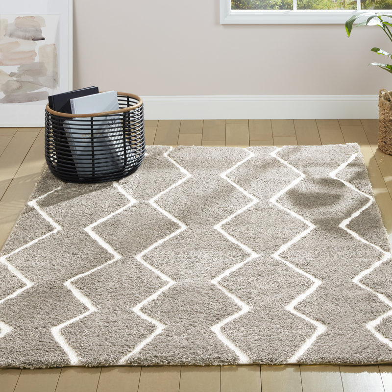 Geometric Indoor Rug, Rectangle 7'10" x 10'2"
