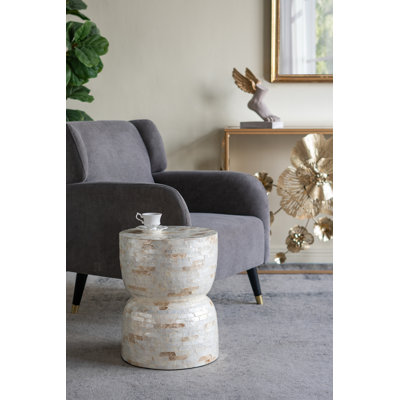 Tabouret 14 "x 14" x 18 "avec finition en coquille de Capiz dorée et blanche