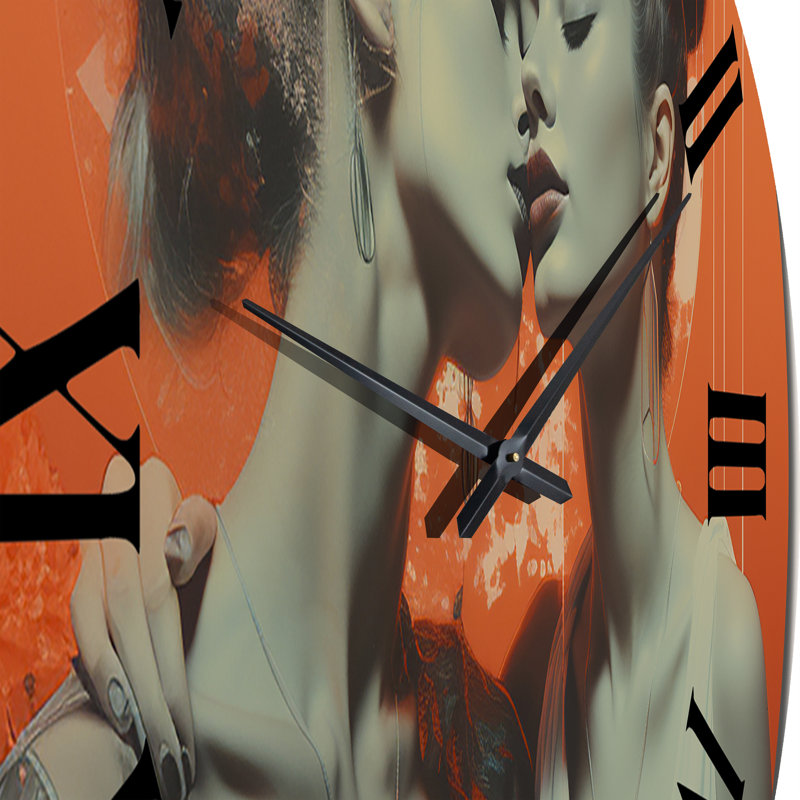 Horloge murale rétro «Love Woman Kissing I - Couple», Petit