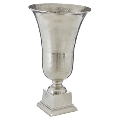 Levittown Metal Table Vase