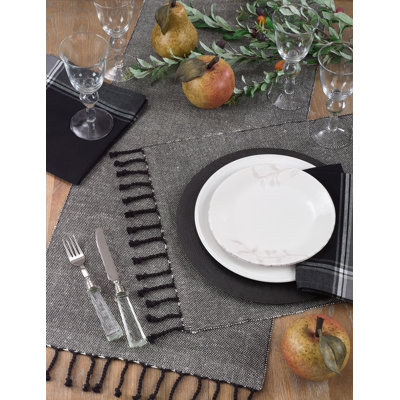 Chemin de table Amita