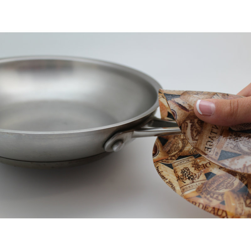 Silicone Round 1 Piece Trivet, 0.25" H x 7.625" W x 7.625" D