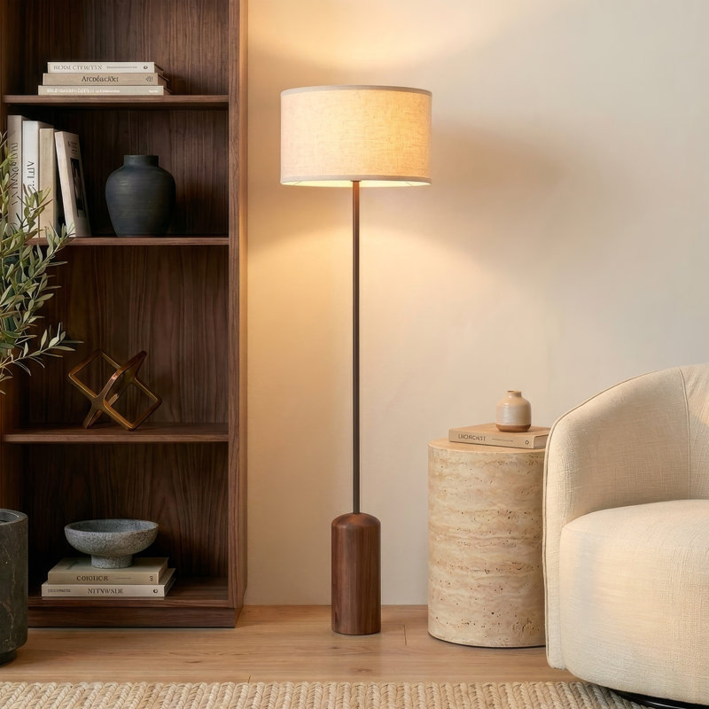 Lampe sur pied à DEL 60 po avec base lourde au fini noyer Oren, Striped Shape