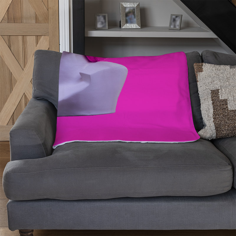 Domynique Blanket