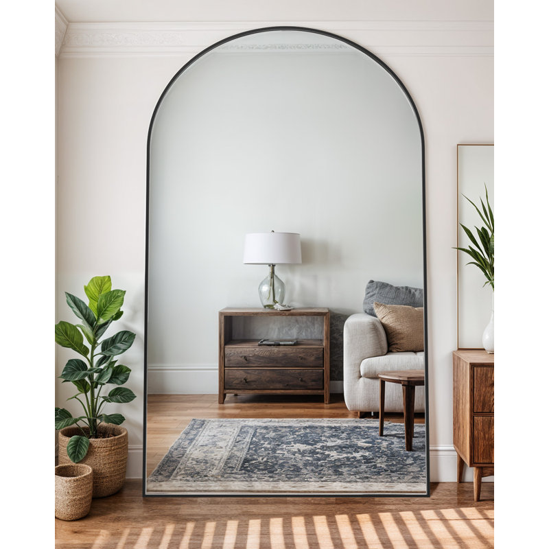 Miroir surdimensionné arqué en métal surdimensionné, Noir, 86 po x 46 po