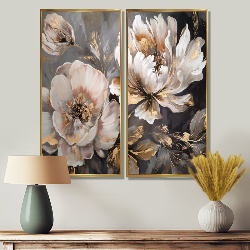 Pivoine blanche et grise en mouvement IV - décoration murale moderne, H 20 po x l 24 po, Doré