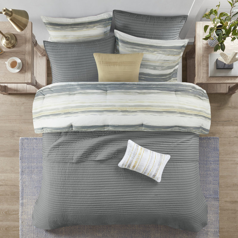 Literie en seersucker jaune double / grand - 8 pièces avec édredon, bourre de coussins décoratifs texturés à rayures aquarelle, gris et motif