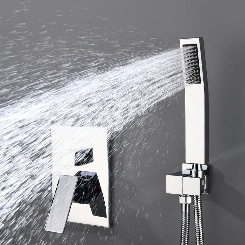Robinet de salle de bain pluvial - Fixé au mur avec pomme de douche luxueuse et valve classique