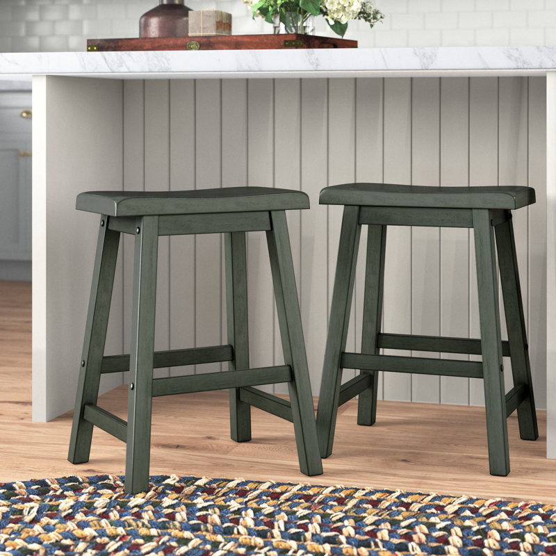 Tabouret en bois massif Whitworth, Tabouret de comptoir (siège d’une hauteur de 24, Sauge antique