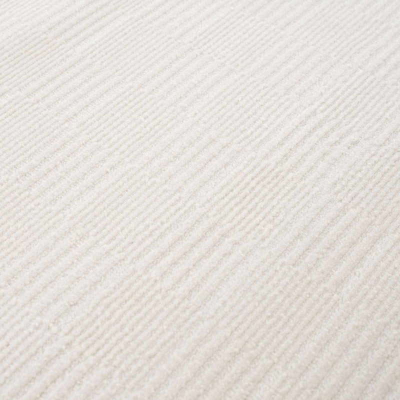 Tapis crème / blanc cassé lavable à la machine Chuby, Rectangle 6 pi 7 po x 9 pi, Blanc cassé / blanc