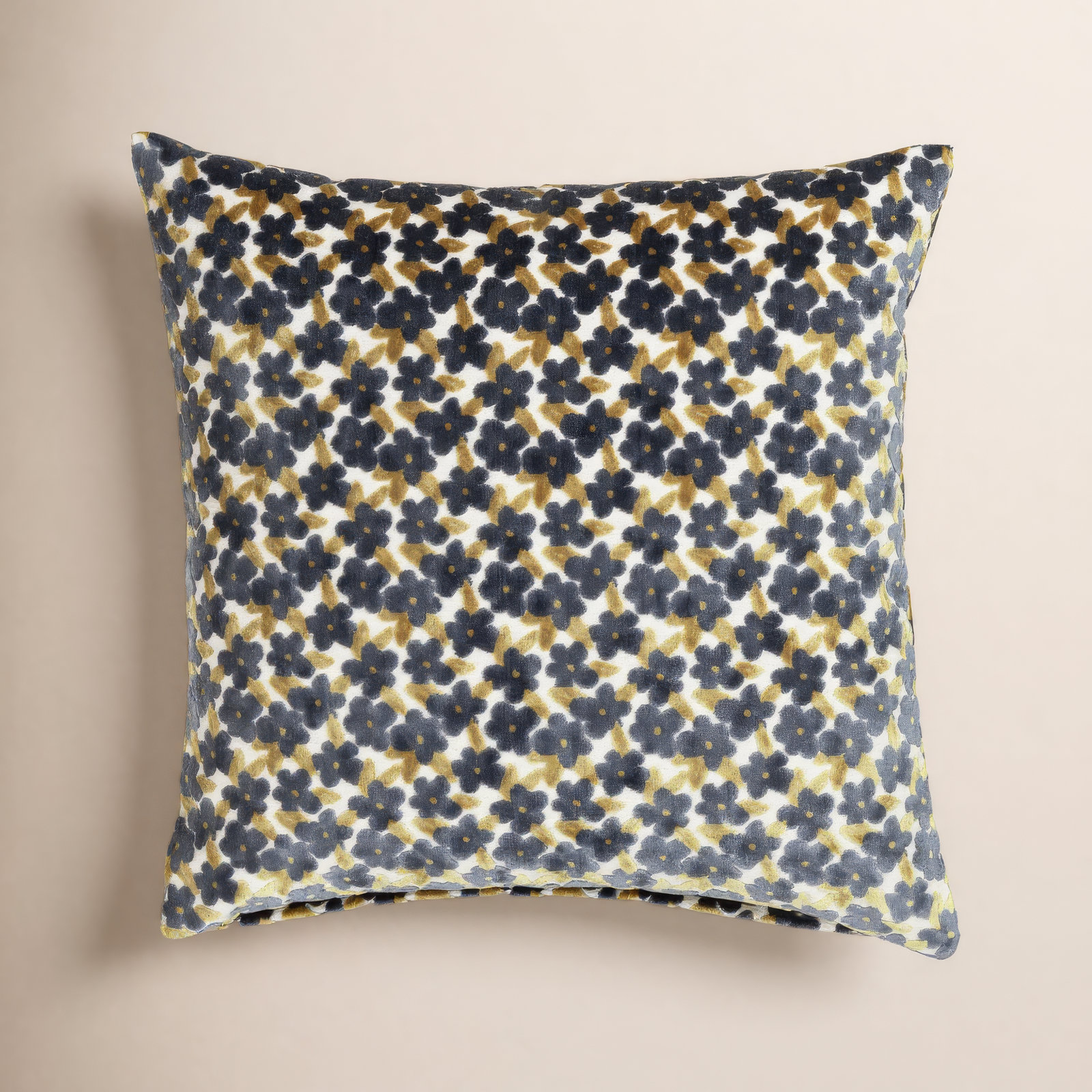 Estee 20" x 20" Throw Pillow, Feather