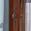 Armoire de coin en bois massif brun noisette