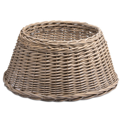 Claude Wood Tree Skirt