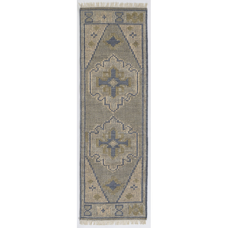 Aris Oriental Indoor Rug, Runner 2'3" x 8'