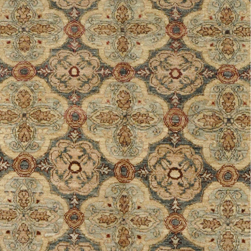 Eefkea Wool Oriental Indoor Rug