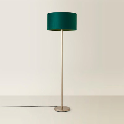 Pearletta Traditional Floor Lamp