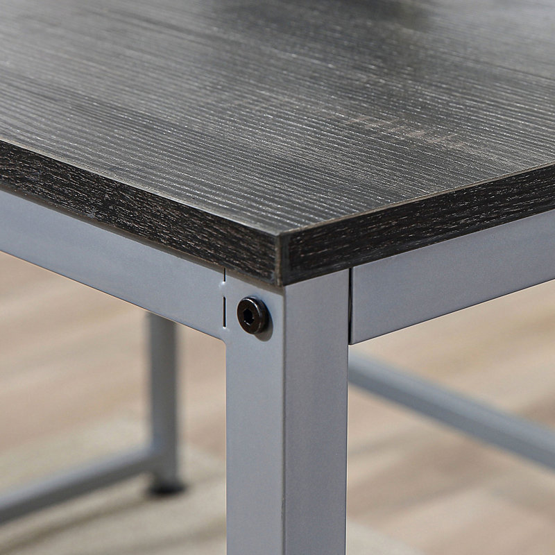 Bureau double 83 po pour espace de travail, noir. Comprend 2 tablettes de rangement et un bureau à structure stable, 83 po, est livré avec une construction spacieuse