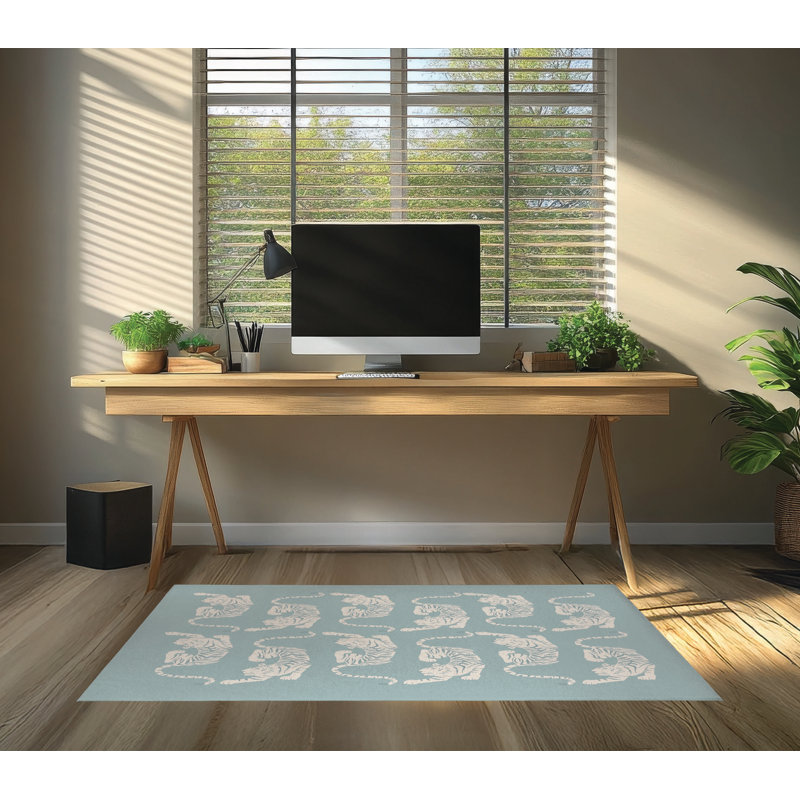 Tapis de bureau léger Hey Tiger, L 24 po x P 36 po, Bleu
