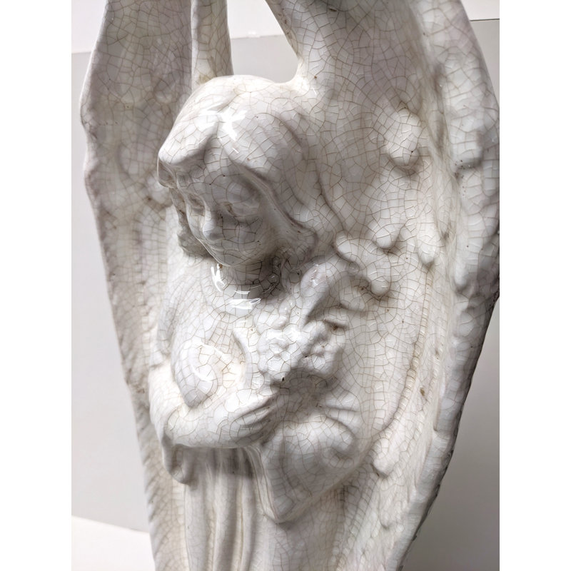 Figurines et sculptures Flyn