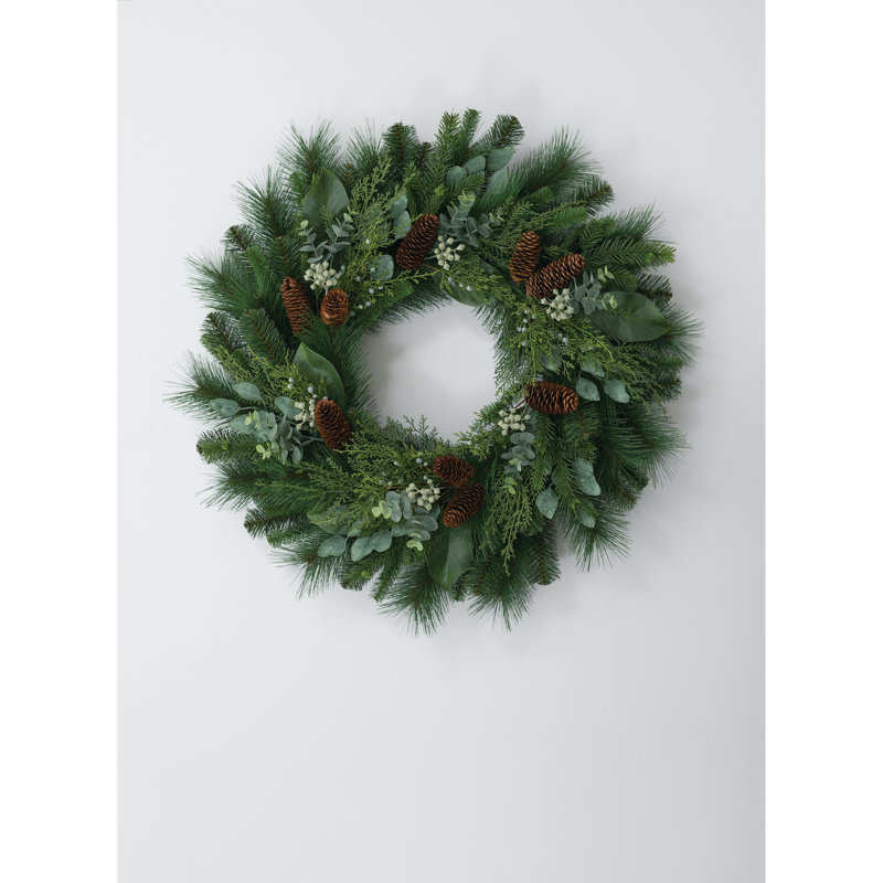 Couronne artificielle en pin et eucalyptus, H 30 po x l 30 po x P 7,5 po